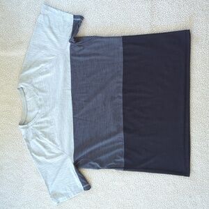 SOLD***Men's Old Navy t-shirt